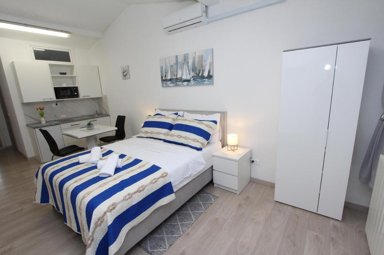 Studio Sunny Rovinj Exteriör bild